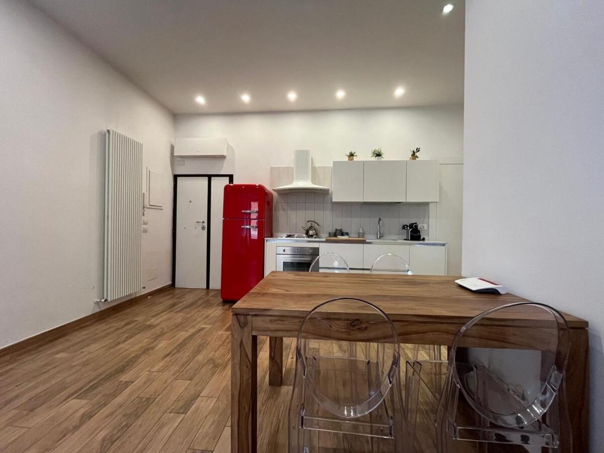 La Dolce Vita - Luxury Colosseum Boutique Apartment Рим Экстерьер фото
