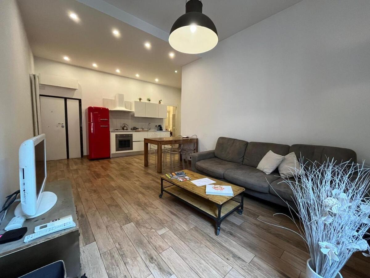 La Dolce Vita - Luxury Colosseum Boutique Apartment Рим Экстерьер фото